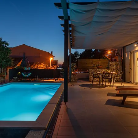 Kuca Mali Raj - Little Paradise * Šibenik