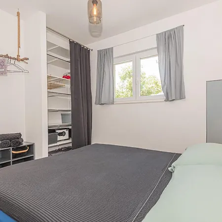 Semesterbostad Kuca Mali Raj - Little Paradise *