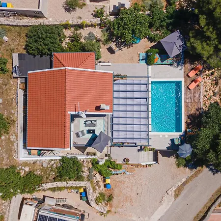 Prázdninový dům Kuca Mali Raj - Little Paradise