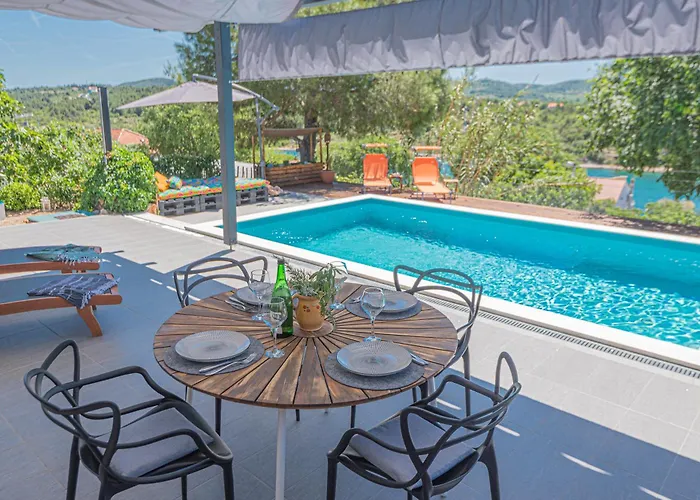 Kuca Mali Raj - Little Paradise Vikendica