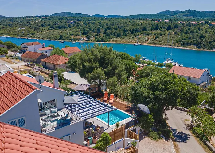 Vakantiehuis Kuca Mali Raj - Little Paradise Šibenik
